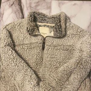 Thread & Supply Sherpa Half Zip Size Small!!